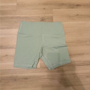 Lululemon align 8” shorts in fog green size 14